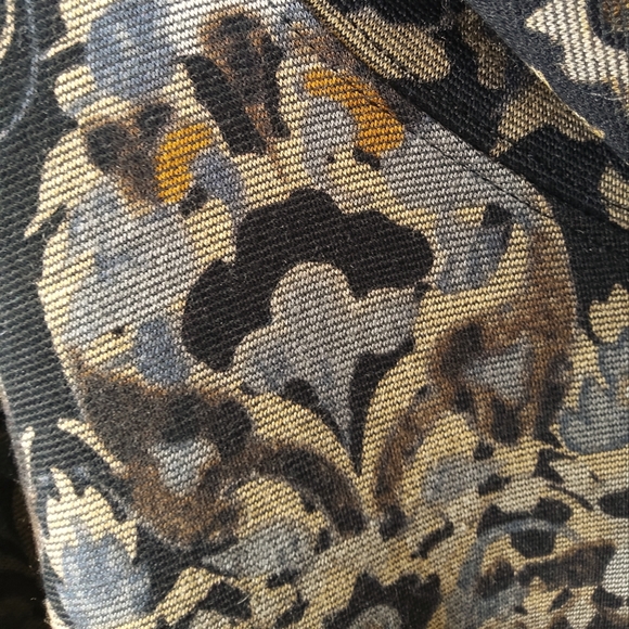 Susan Graver Weekend XL - Picture 3 of 8